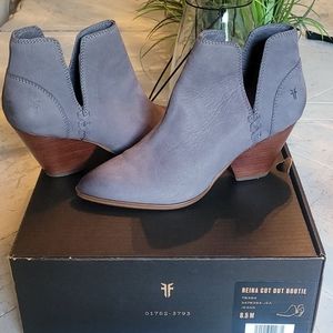 NEW  8.5sz FRYE BOOTIES Reina cut out booties